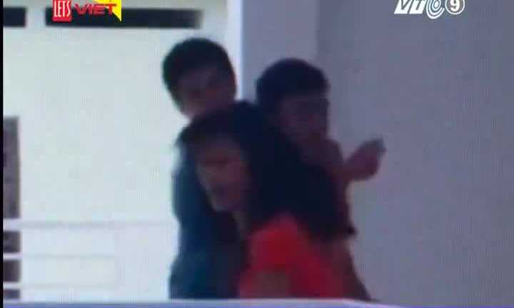 Clip: Giải cứu nam sinh viên bị khống chế làm con tin ở Nha Trang