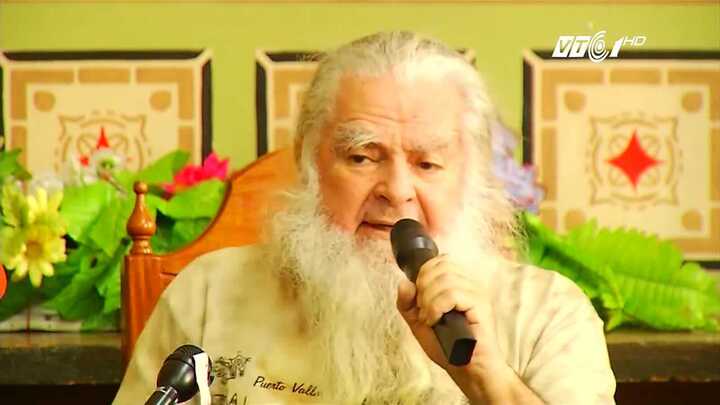 Nhà tiên tri Mexico dự báo rùng mình về ông Trump