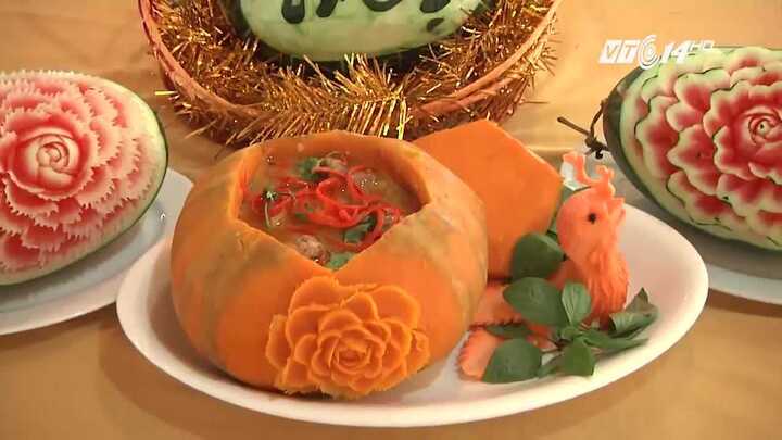 Cách làm gà hấp bí đỏ cung đình ngon bùi, bổ dưỡng