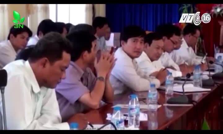 Hậu Giang: Hàng trăm cán bộ xin nghỉ việc vì lương thấp