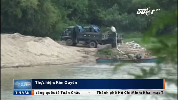 Phục kích bắt 8 tàu hút cát trộm trên sông Mã dịp nghỉ lễ 30/4-1/5