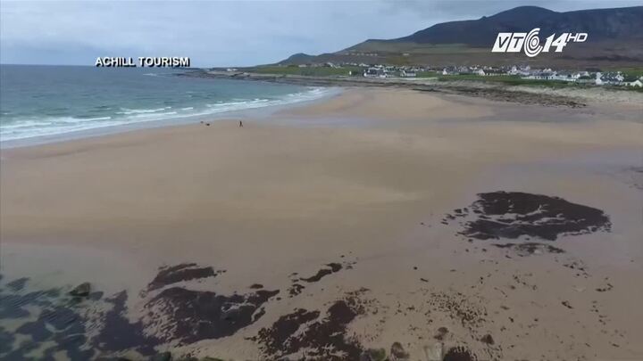 Kỳ lạ bãi biển tái xuất sau 33 năm biến mất