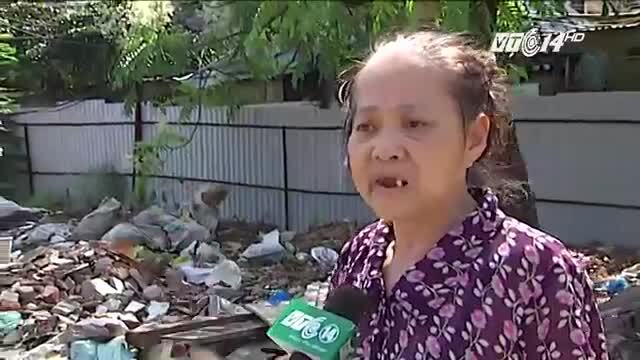 Hãi hùng mương nước bốc mùi hôi thối giữa Thủ đô