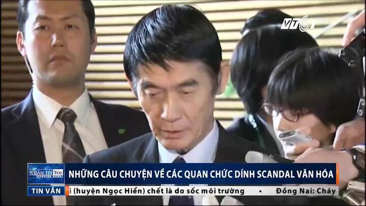 Dính bê bối văn hóa, nhiều quan chức trên thế giới mất chức