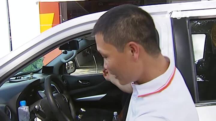 Mẹo nhỏ giúp giảm nhiệt trong ô tô 10 độ C, lái xe nào cũng phải biết