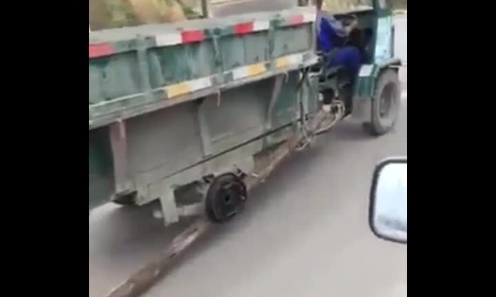 Công nông dị, 3 bánh 1 ván ở Trung Quốc khiến nhiều người kinh ngạc