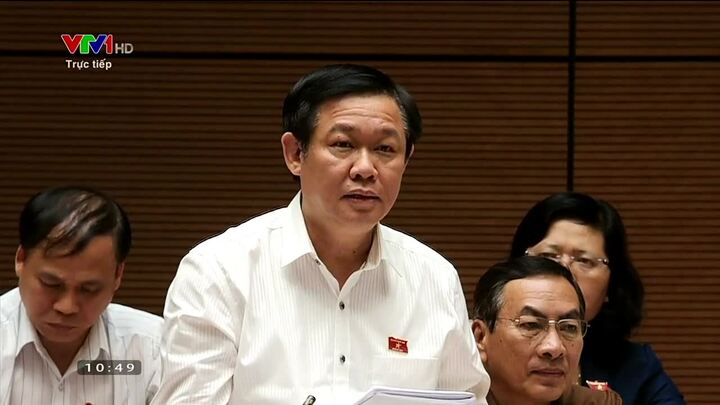 Phó Thủ tướng Vương Đình Huệ: 'Chính phủ nhận trách nhiệm trước Quốc hội'