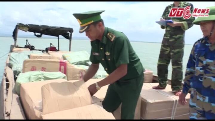 Video: Bắt giữ số lượng lớn hàng lậu đang trên đường từ Trung Quốc vào Việt Nam