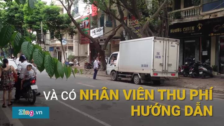 Ô tô vô tư đỗ ngổn ngang ở tuyến phố thí điểm theo ngày chẵn - lẻ