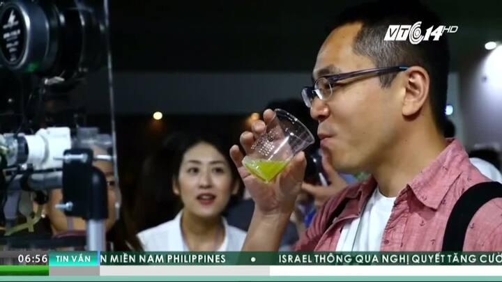 Nhật Bản phát minh máy xay hoa quả 'nhảy múa' theo nhạc