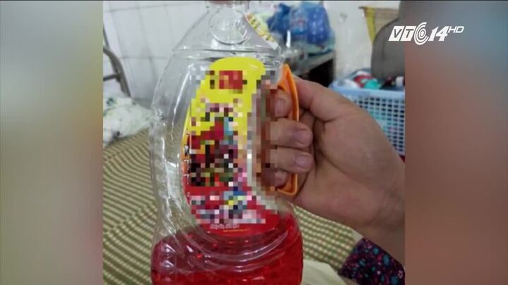 Uống nhầm nửa chai rượu, bé 5 tuổi co giật nhập viện cấp cứu