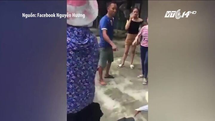 Nghi bắt cóc trẻ em, 2 phụ nữ bán tăm bị cả làng đuổi đánh: Tin mới nhất