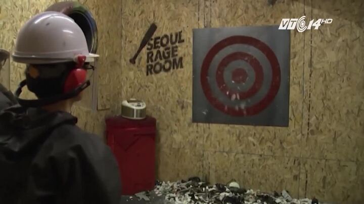 Trải nghiệm cảm giác thoải mái đập phá đồ đạc trong phòng