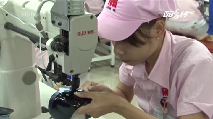 Muốn hưởng 75% lương hưu từ năm 2018, lao động nữ phải biết điều này