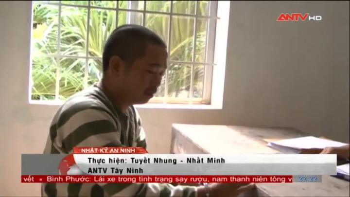 Bắt quả tang bạn gái ngoại tình, đâm 5 nhát dao đoạt mạng bạn gái