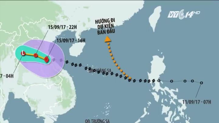 Tin mới nhất: Bão số 10 suy yếu từ đêm nay 15/9
