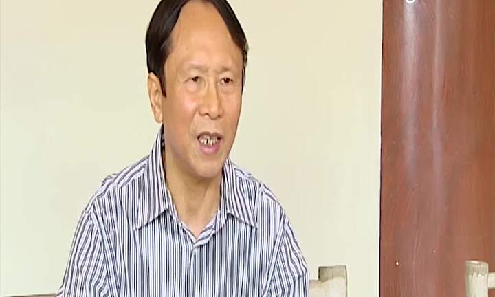 'Ông trùm' hoa hậu nói về nhan sắc của Lê Âu Ngân Anh