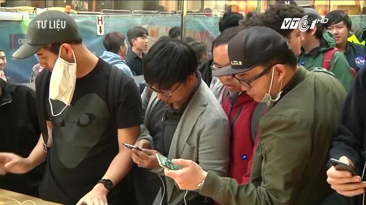 Chưa mở bán, 300 iPhone X 'không cánh mà bay'