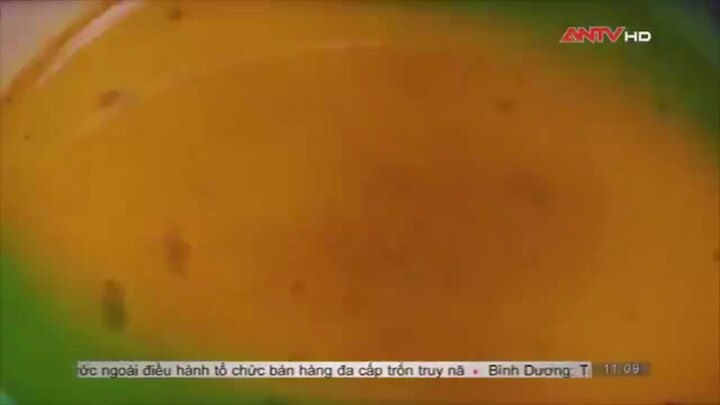 Video: Sự thật chết người về loại nguyên liệu 'thần thánh' chuyên dùng chế nước lẩu bẩn