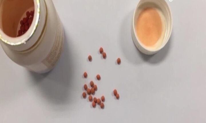 Mẹ tin 'thần dược' thuốc cam, con ngộ độc chì