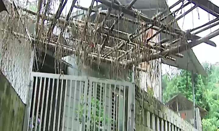 Tái định cư: Dân lâm cảnh 'màn trời chiếu đất'