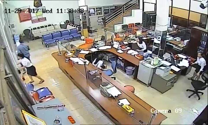 Truy bắt người đàn ông nổ súng cướp ngân hàng bất thành ở Đắk Lắk