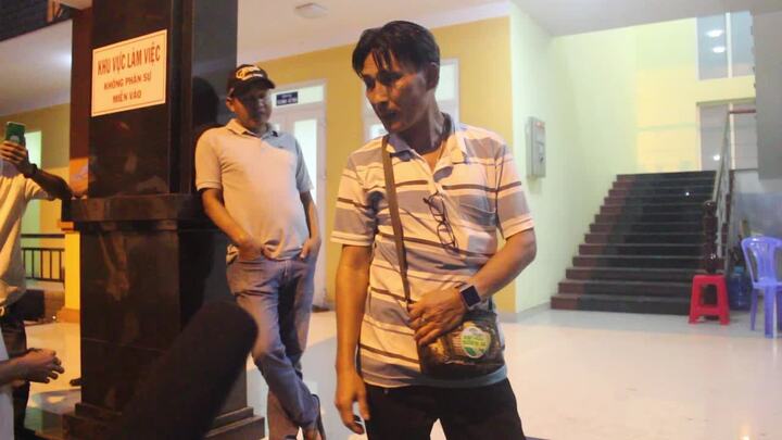 Sau 4 ngày, tài xế bị tạm giữ ở Cai Lậy quay lại đòi 100 đồng