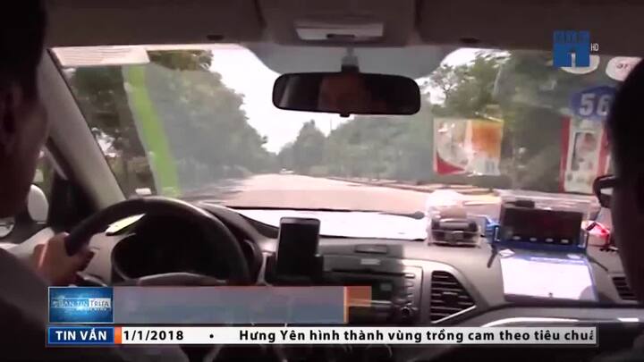 Từ hôm nay, chính thức phạt người ngồi sau ô tô không thắt dây an toàn