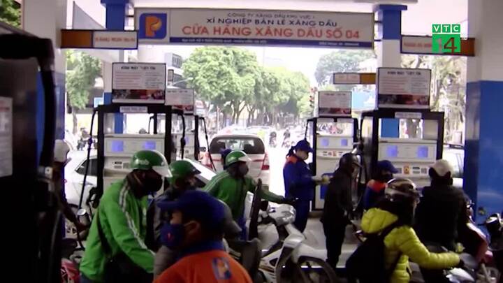 Hà Nội: Xe ô tô dung tích 70 lít, cây xăng đổ 80 lít mới đầy