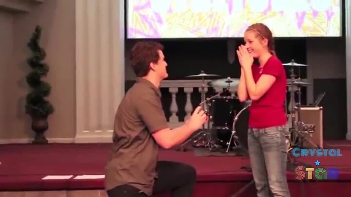 Những màn cầu hôn 'ngọt sâu răng' đốn tim dân mạng