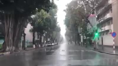 Clip: Vẻ khác thường của đường phố Hà Nội sáng mùng 1 Tết
