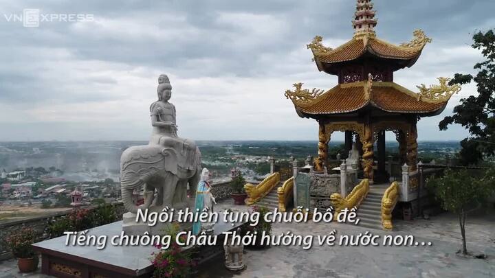 Video: Ngôi chùa 400 năm tuổi trên đỉnh núi ở Bình Dương