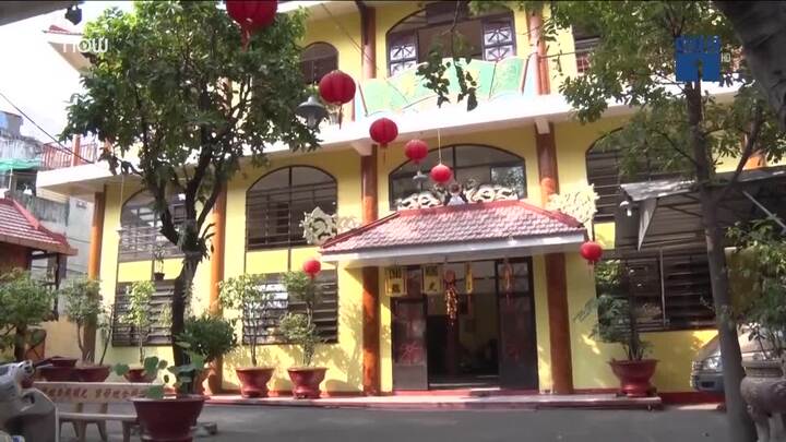 Thăm ngôi chùa 20 năm không đốt vàng mã