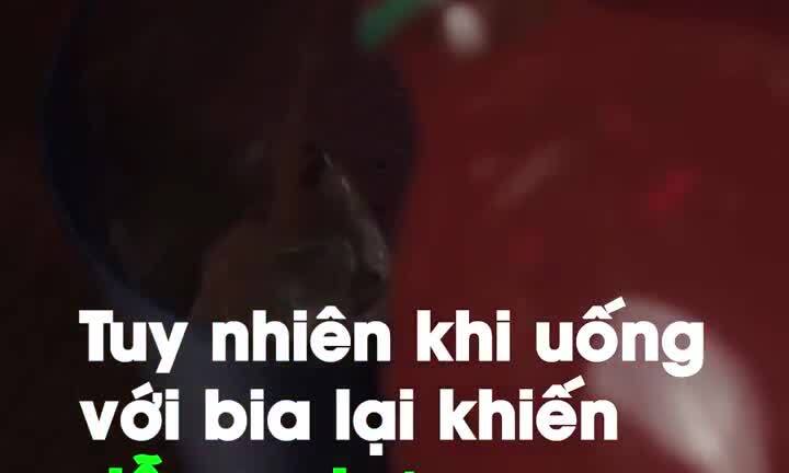 Lý giải nguyên nhân dễ 'say quắc cần câu' khi uống nước ngọt pha lẫn bia?