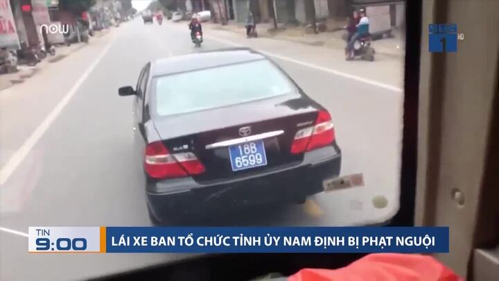 Lạng lách chèn ép xe khách, tài xế xe biển xanh bị phạt nguội