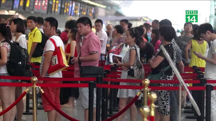 Người Trung Quốc có 'nhân cách thấp' sẽ không được đi máy bay