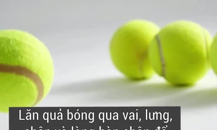Mang một quả bóng tennis lên máy bay, sẽ bất ngờ cứu mạng bạn?