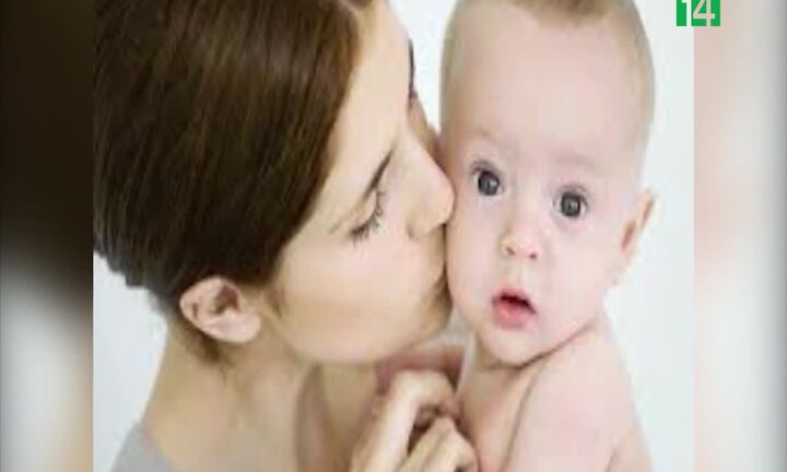 Mẹ hôn môi thường xuyên khiến bé trai bị viêm màng não