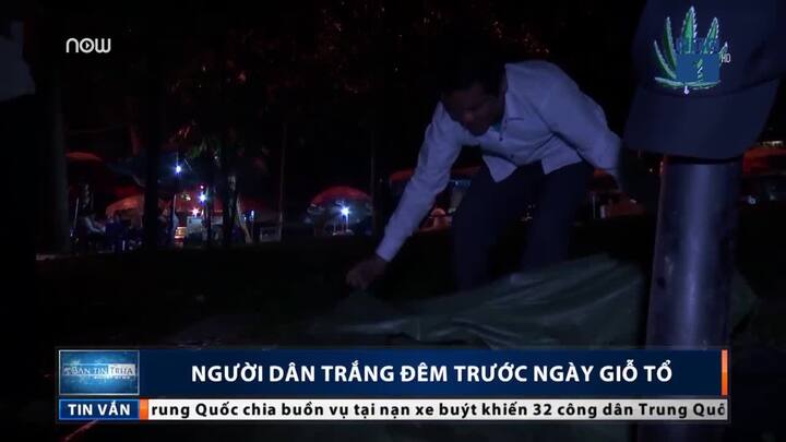 Dân 'cắm trại' qua đêm ở Khu di tích Đền Hùng trước ngày Giỗ tổ