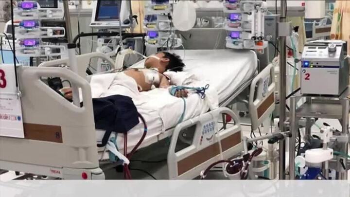 Bé trai 9 tuổi suýt chết sau vài ngày nôn ói