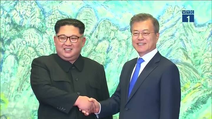 Bí mật đôi giày ông Kim Jong-un đi tại cuộc gặp liên Triều
