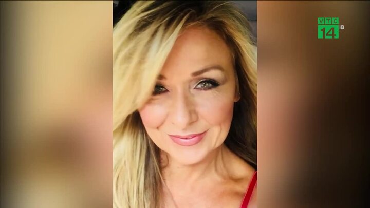 Người phụ nữ suýt mù vì chuốt mascara 25 năm mà không tẩy trang