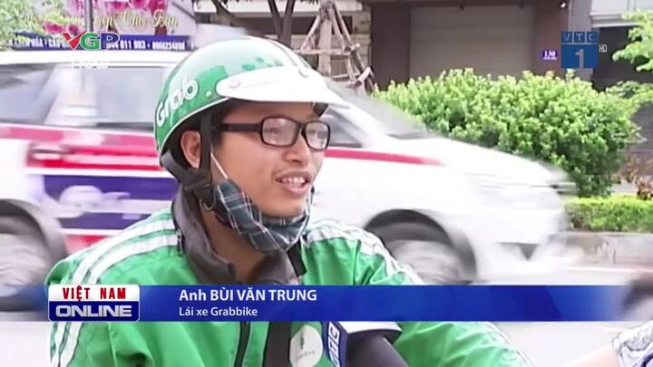 Chua xót cử nhân gác bằng đại học đi làm thợ phun xăm, chạy xe ôm Grab