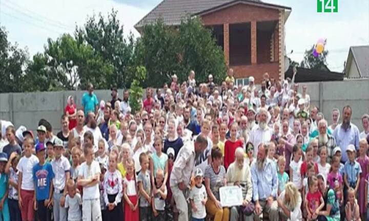 Cụ ông 87 tuổi có 346 con, cháu