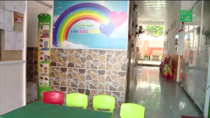 Video: Bảo mẫu tát bầm tím mặt bé gái 5 tuổi ở TPHCM khai gì?