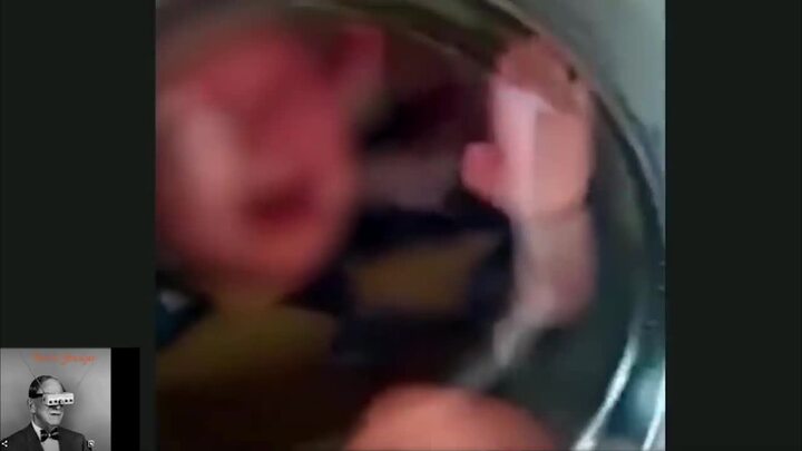 Rùng mình clip bé 2 tuổi bị người trông hộ nhốt vào máy giặt để nín khóc