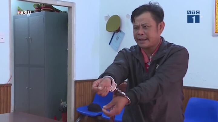 Video: Bị dọa cho nghỉ việc, bảo vệ đâm chết nữ quản lý