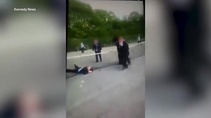 Video: Cậu bé bị gãy răng cửa khi chơi trò chơi 'bump'