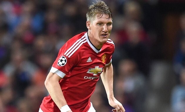 Tin chuyển nhượng tối 24/7: Ronaldo ở lại Real, Schweinsteiger chia tay MU