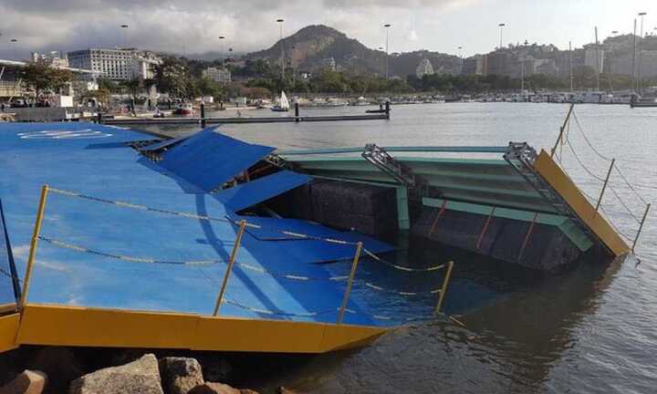 Gió lớn đánh sập khu đua thuyền Olympic 2016